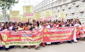 ASHA Workers Hold Massive Protest 