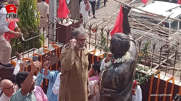  Statue of Revolutionary Leader and former MLA Ramdev Verma Unveiled in Bihar 