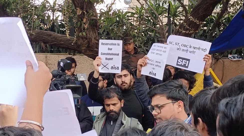 AISA protests at UGC Headquarters Demanding Revocation of De-reservation Clause 