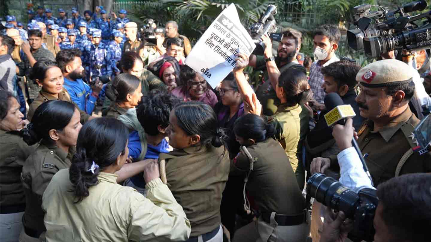 AISA Activists Brutally Detained at UP Bhavan Amid Protests Against Police Killings in Sambhal