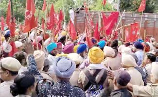 Lathi-charge on Agrarian Workers Rally in PUNJAB Condemned