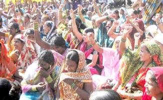 Stree Mukti Sangathana held in Mumbai